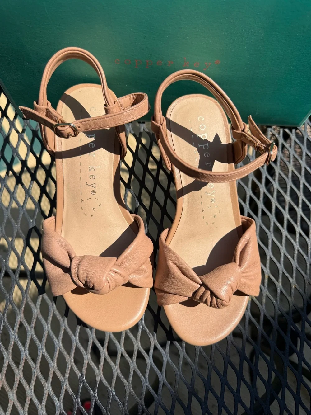 Copper Key Tan Knot Detail Wedge Sandals Girls Size 1
